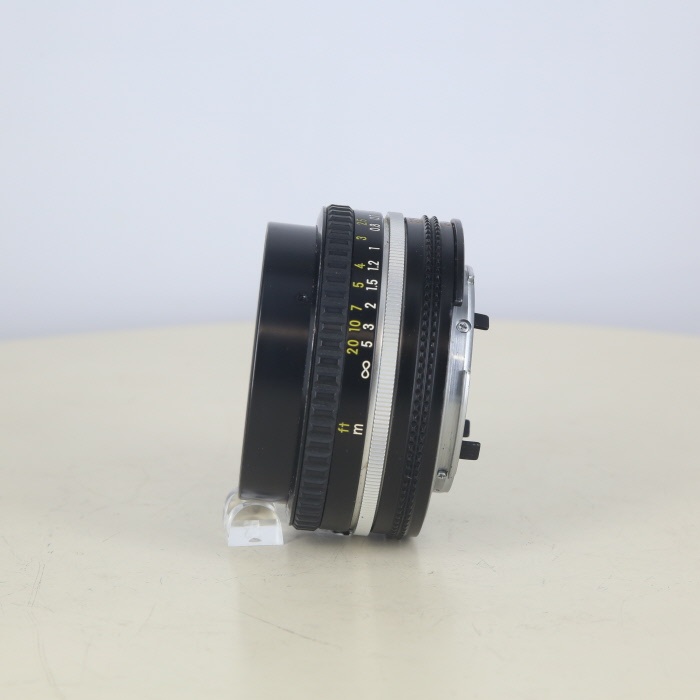 ニコン Ai-s 50/1.8