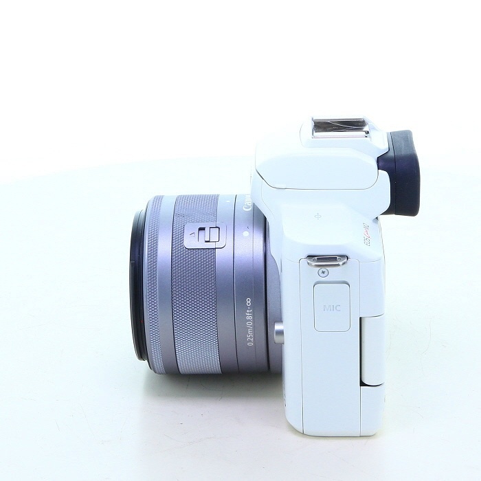 キヤノン EOS KISS M2/EF-M15-45 IS STM キツト ホワイト