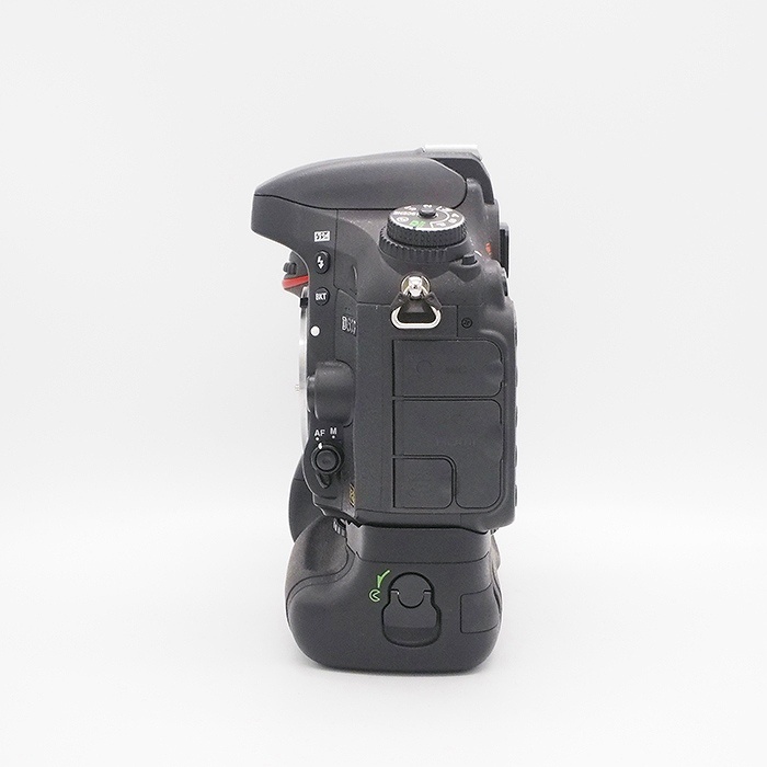 ニコン D600 ボデイ＋MB-D14