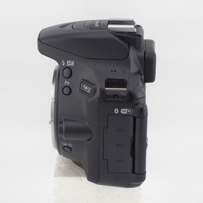 ニコン D5600 ボデイ