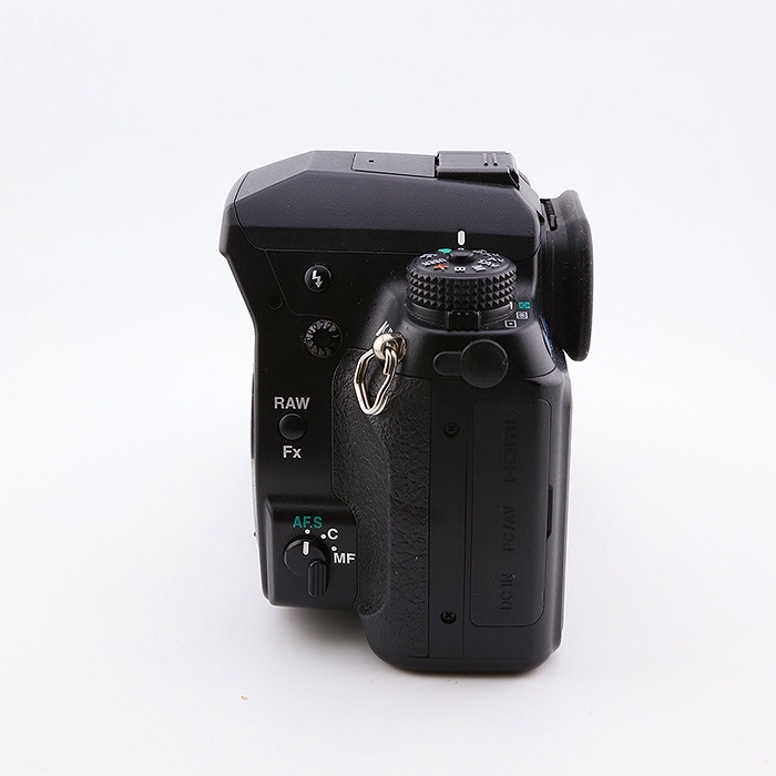 ペンタックス K-5 ボデイのみ（バッテリー・充電器欠品）