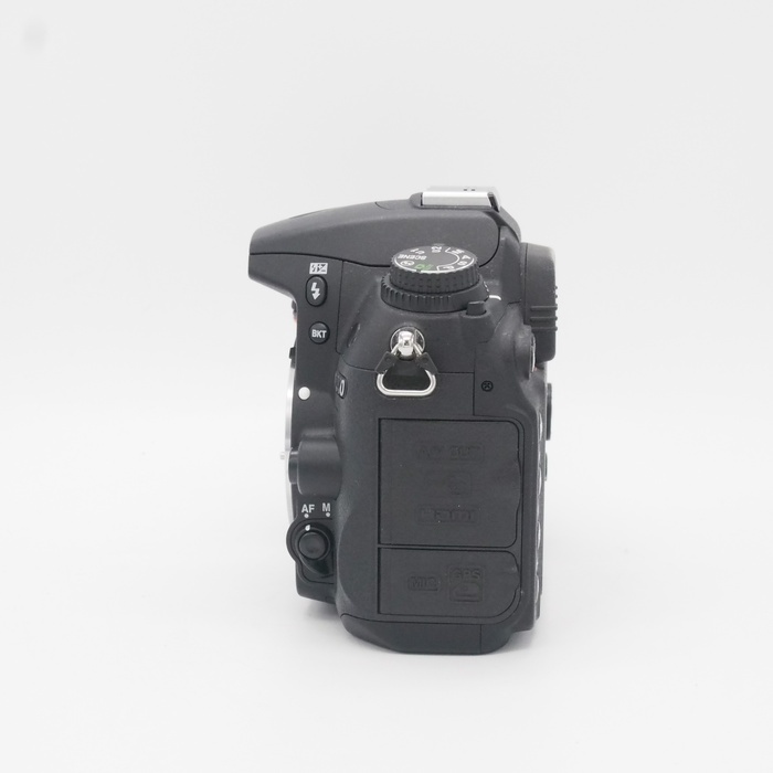 ニコン D7000