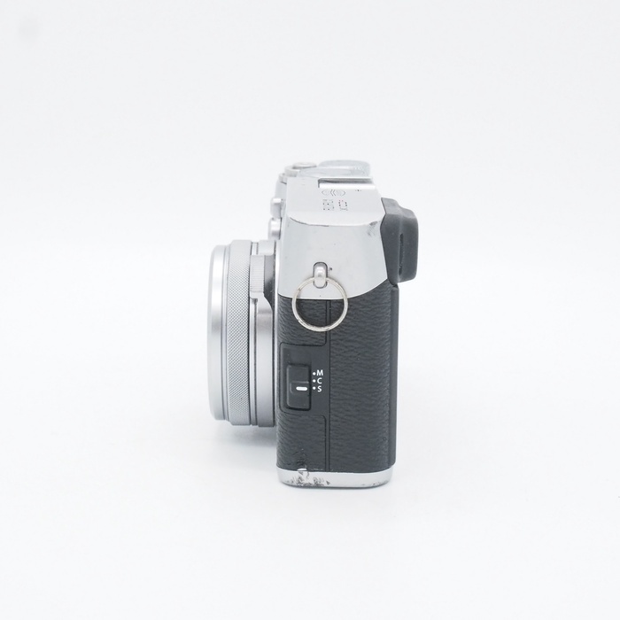 フジフイルム X100F-S シルバー ※充電器無し