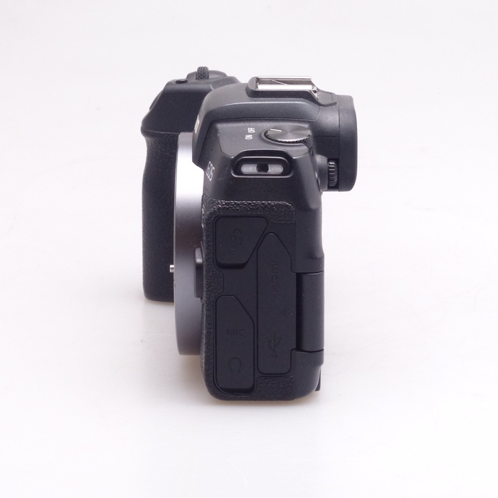 キヤノン EOS RP ボデイ