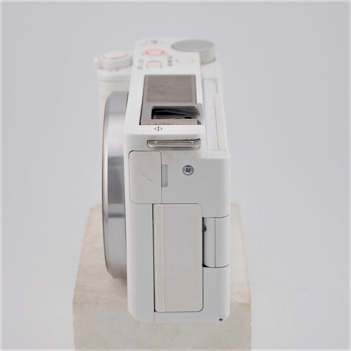 ソニー VLOGCAM ZV-E10 ホワイト