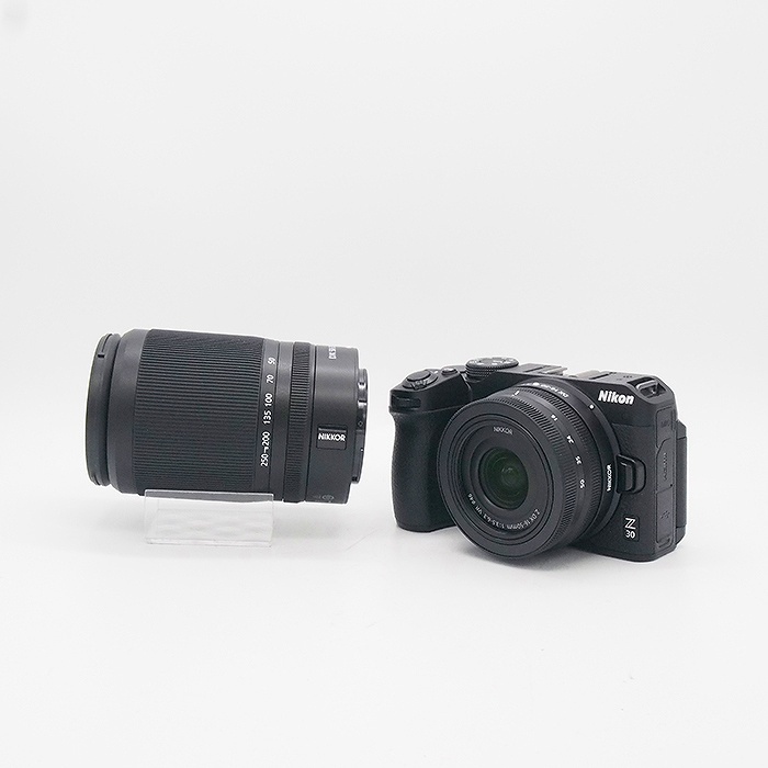 ニコン Z 30 ダブルズームキツト