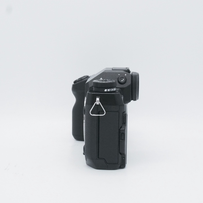 フジフイルム X-H1 ボデイ