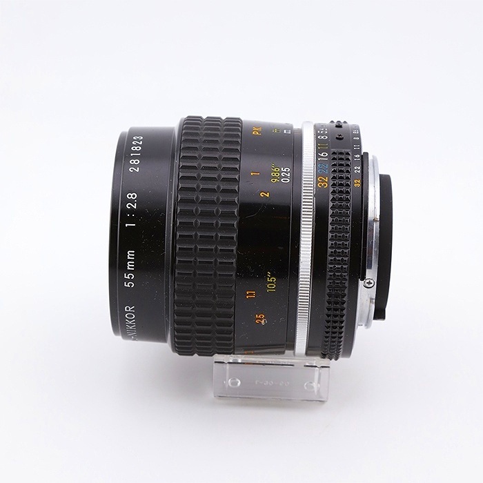 ニコン Ai Micro-Nikkor 55mm F2.8S