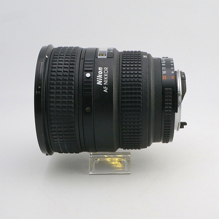 ニコン AF 20-35/2.8D
