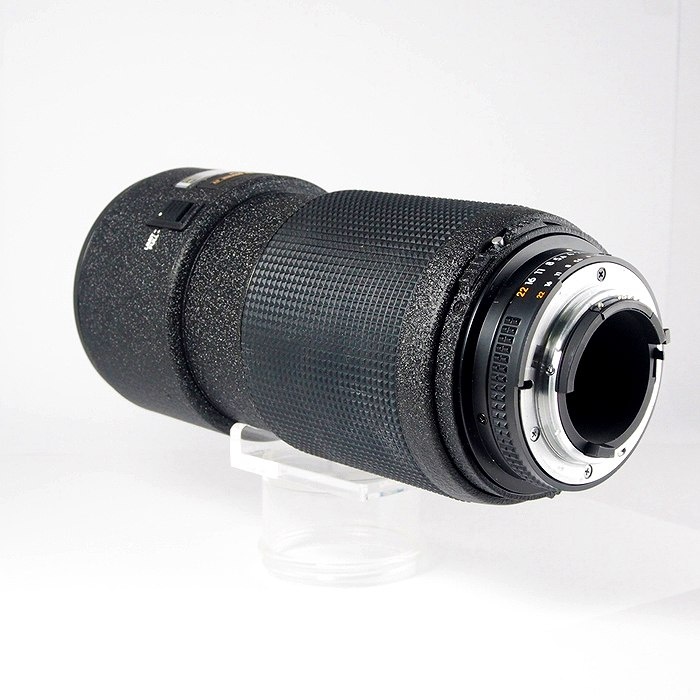 ニコン AF ED 80-200/F2.8