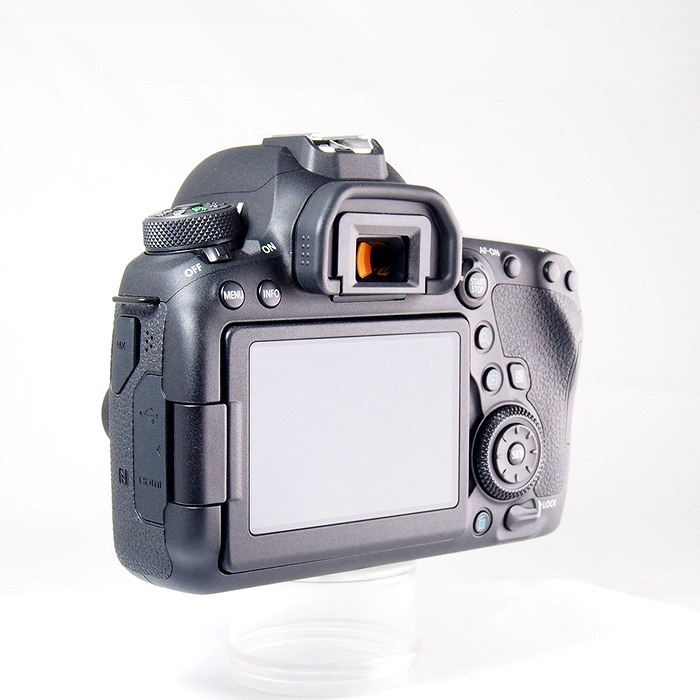 キヤノン EOS 6D Mark II
