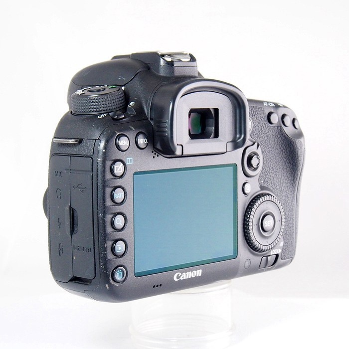 キヤノン EOS 7D Mark II