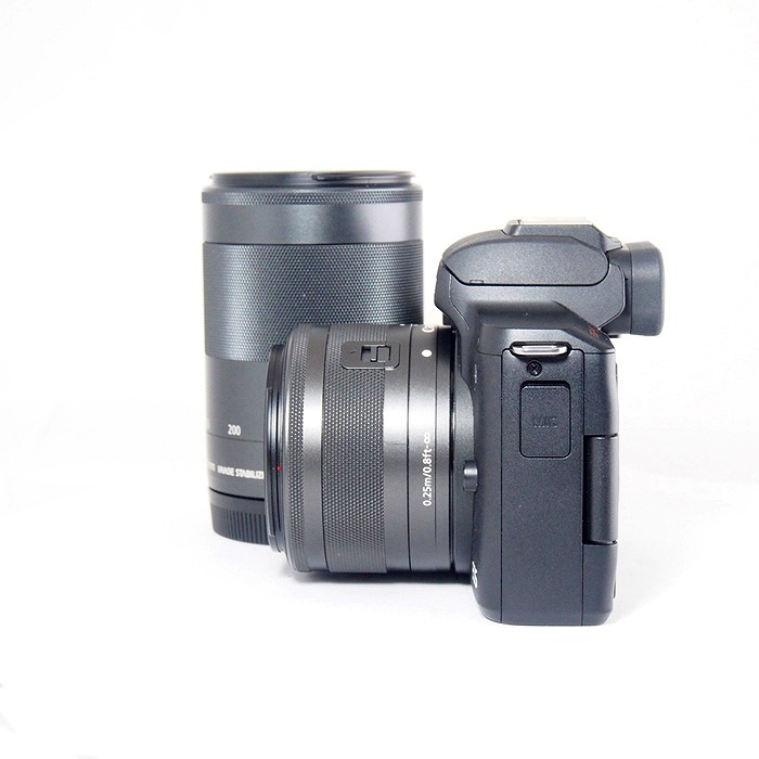 キヤノン EOS Kiss M2 Wズームkit ブラック