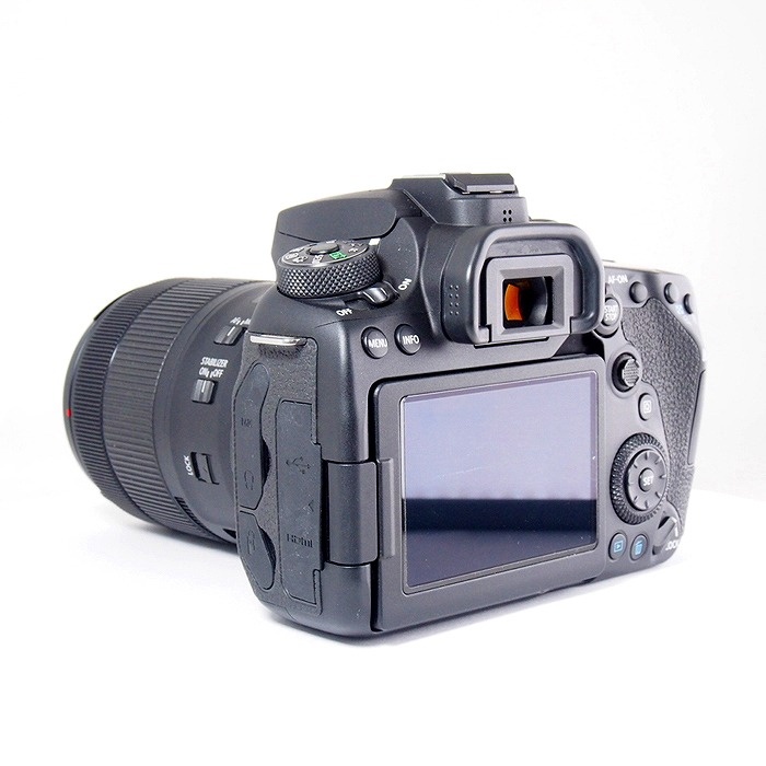 キヤノン EOS 90D/EF-S18-135 IS USM レンズキツト