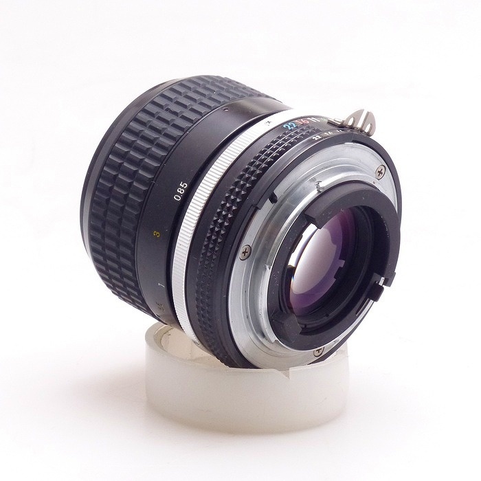 ニコン Ai 85/F2