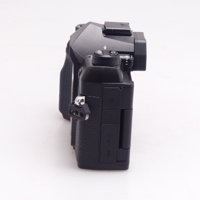 OM SYSTEM OM-5 MARKII ボデイ ブラツク