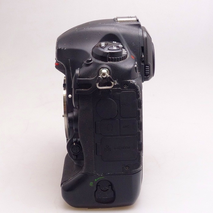 ニコン D5(XQD-TYPE)