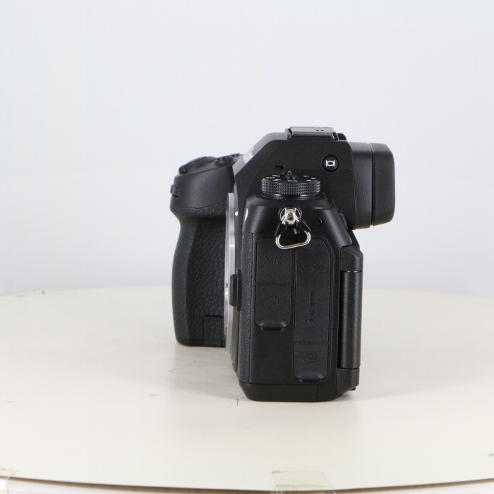 ニコン Z6III ボデイ