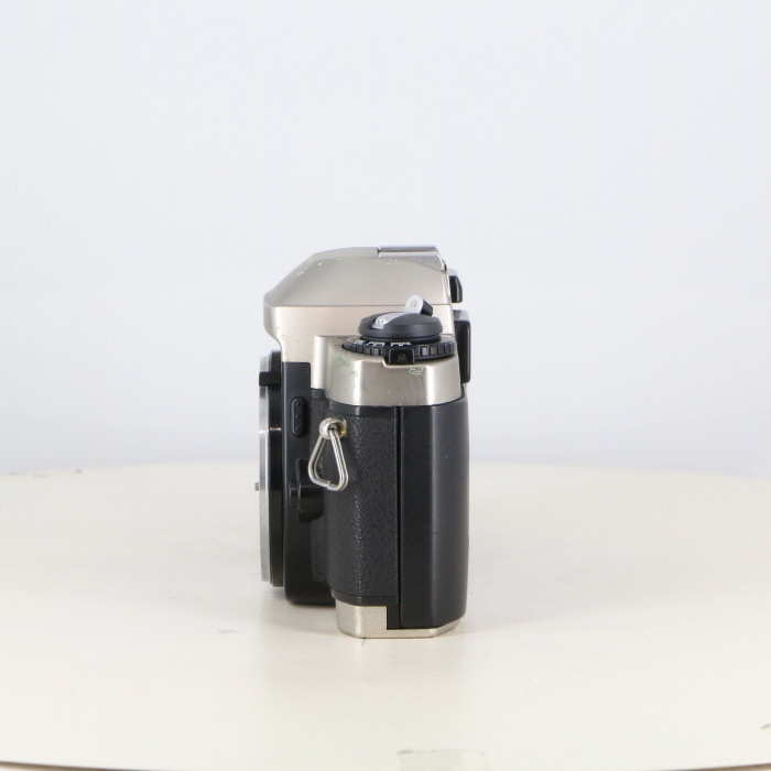 ニコン FE10