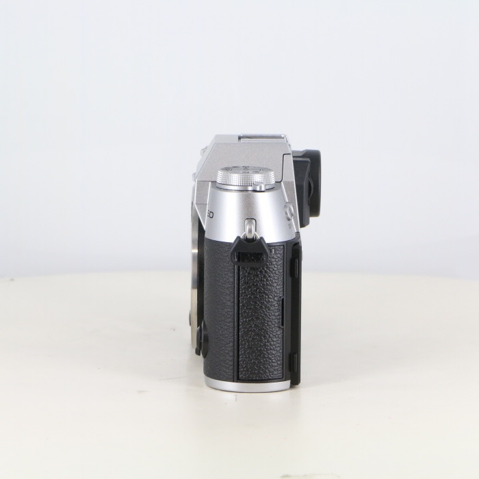 フジフイルム X-T50 ボディ シルバー