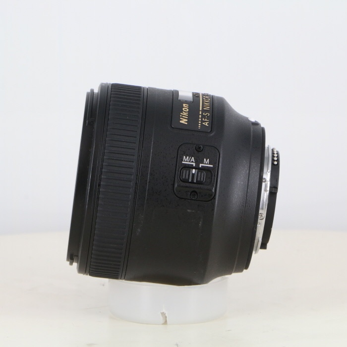 ニコン AF-S 85/1.8G