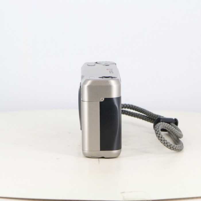 コンタックス T2