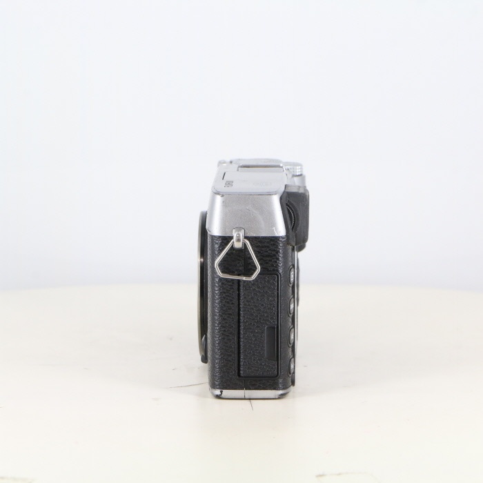 フジフイルム X-E2 シルバー ボディ