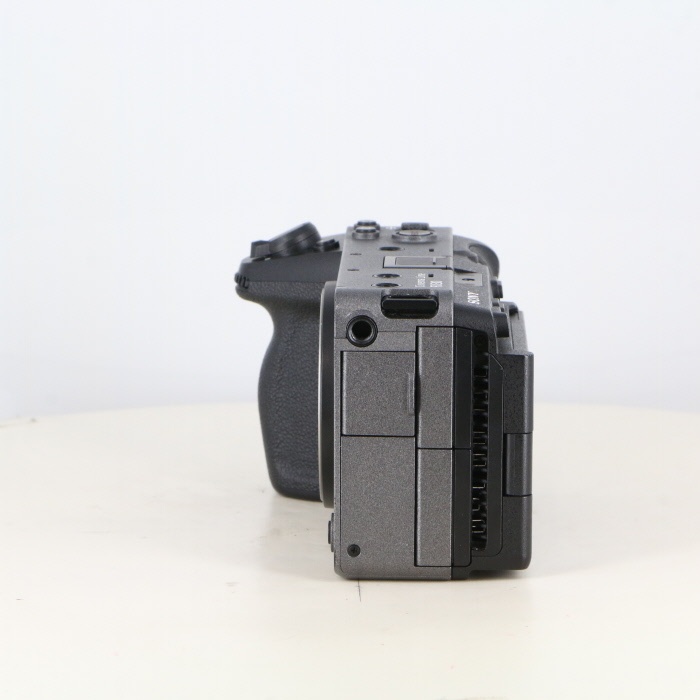 ソニー FX30 OverSeasmodel (ILME-FX30B) CINEMA LINEカメラ ボディ