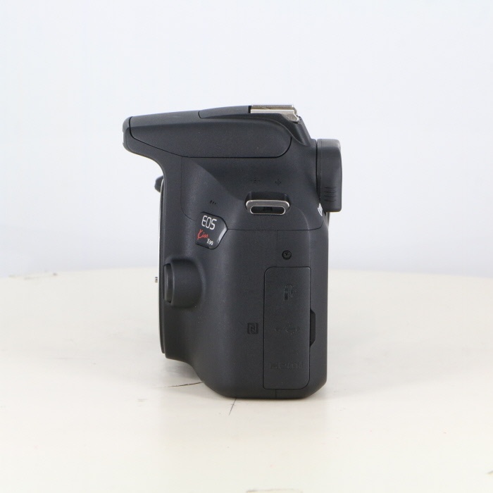 キヤノン EOS KISS X90 ボデイ