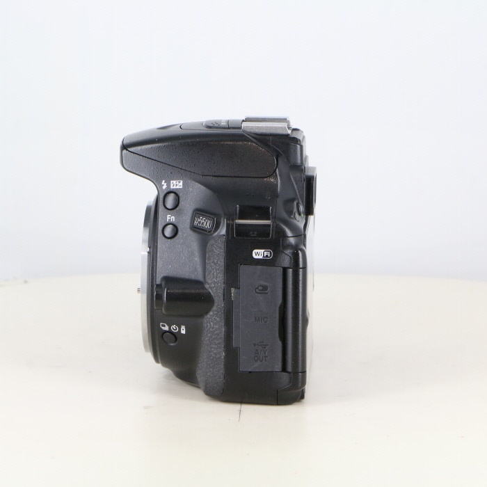 ニコン D5500 ボディ ブラック