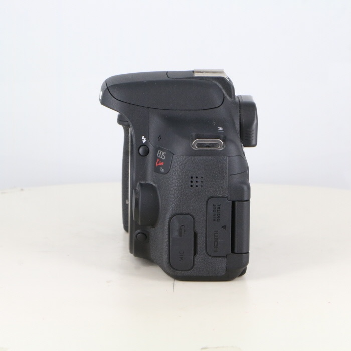 キヤノン EOS KISS X8i ボディ