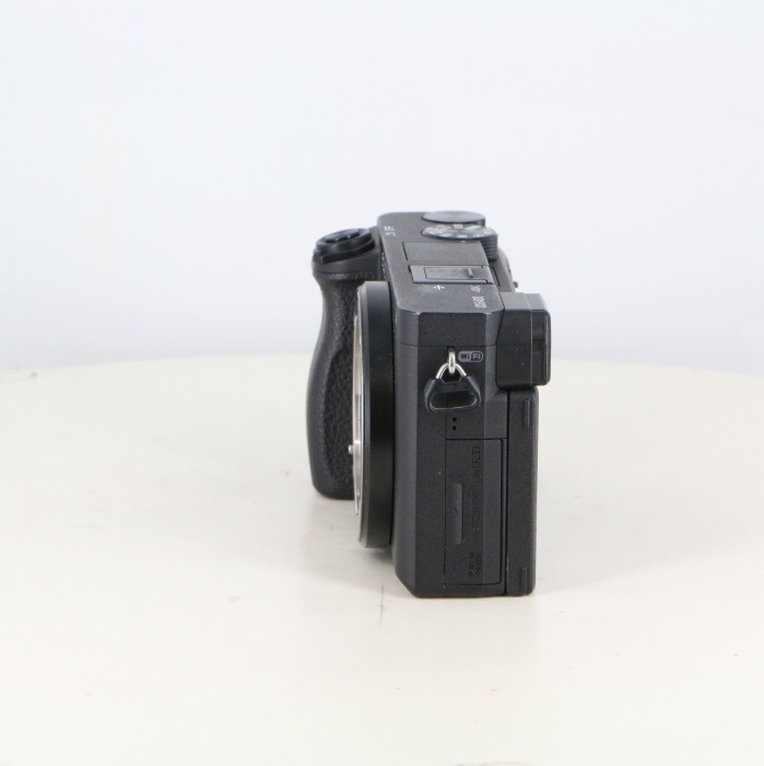 ソニー α6400 (ILCE-6400) ボディ