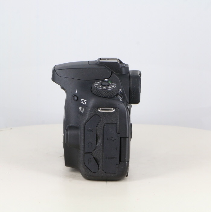 キヤノン EOS 90D ボディ