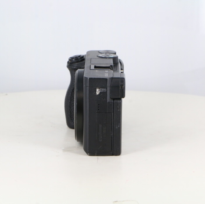 ソニー α6400 (ILCE-6400) ボディ