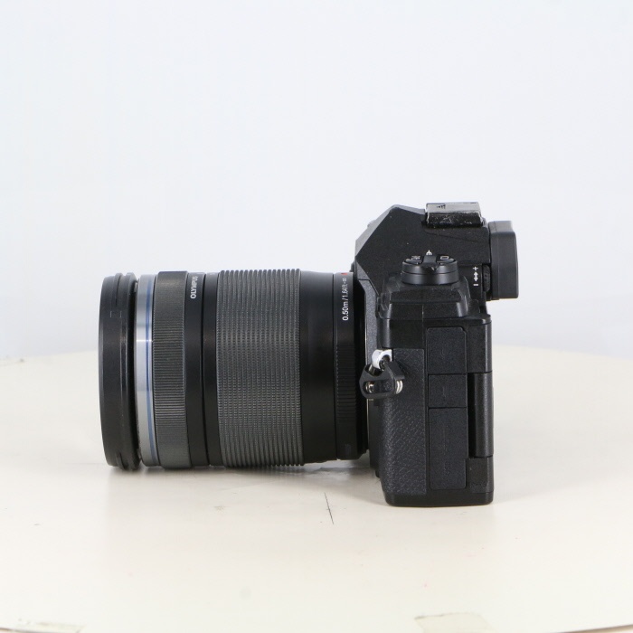 オリンパス OM-D E-M5 MARK3 14-150II レンズキット ブラック