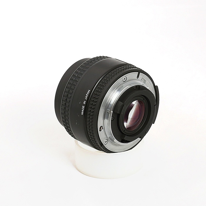 ニコン AF 24/2.8