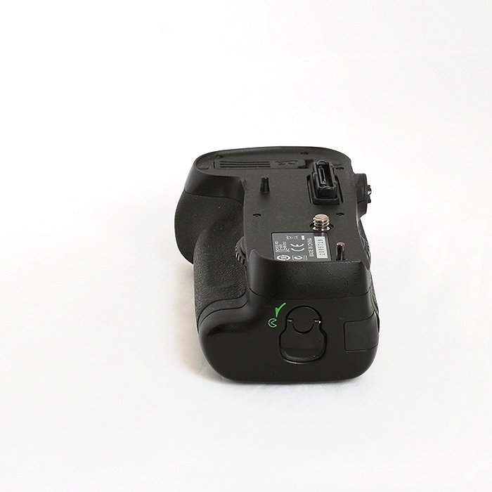 ニコン MB-D12