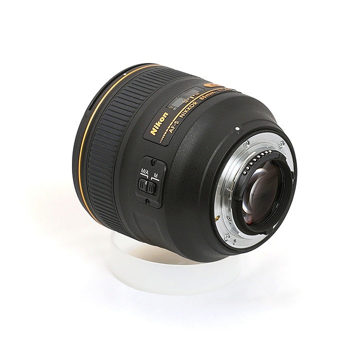 ニコン AF-S 85/1.4G