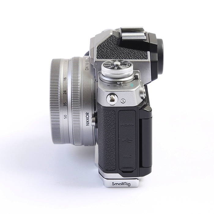 ニコン  Z FC 16-50 VR レンズキツト シルバー