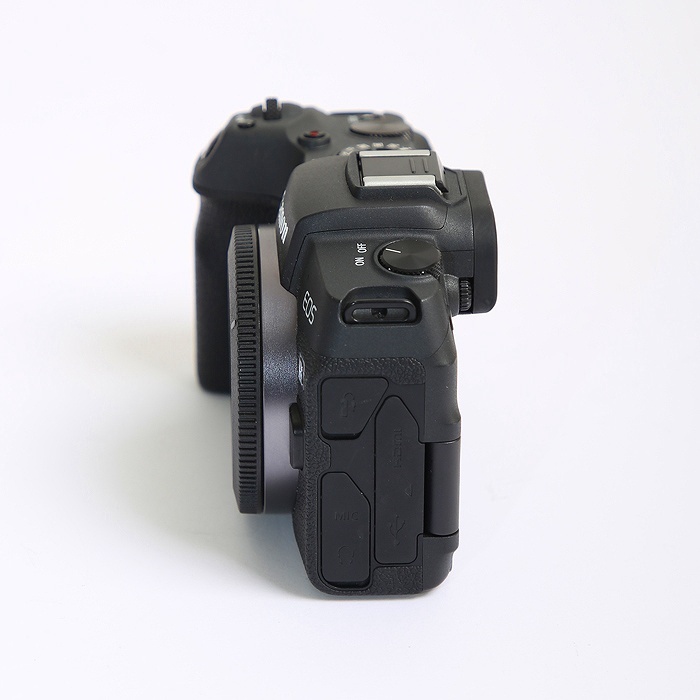 キヤノン EOS RP ボデイ