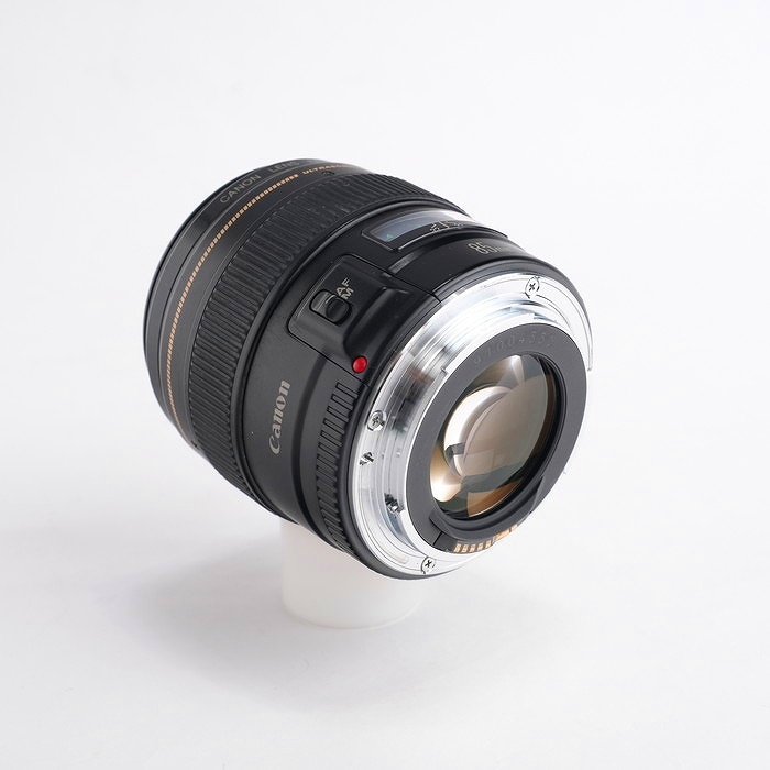 キヤノン EF85/1.8 USM