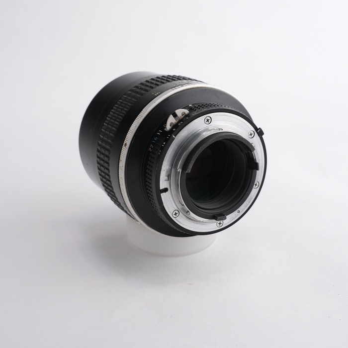 ニコン AI 105/1.8S