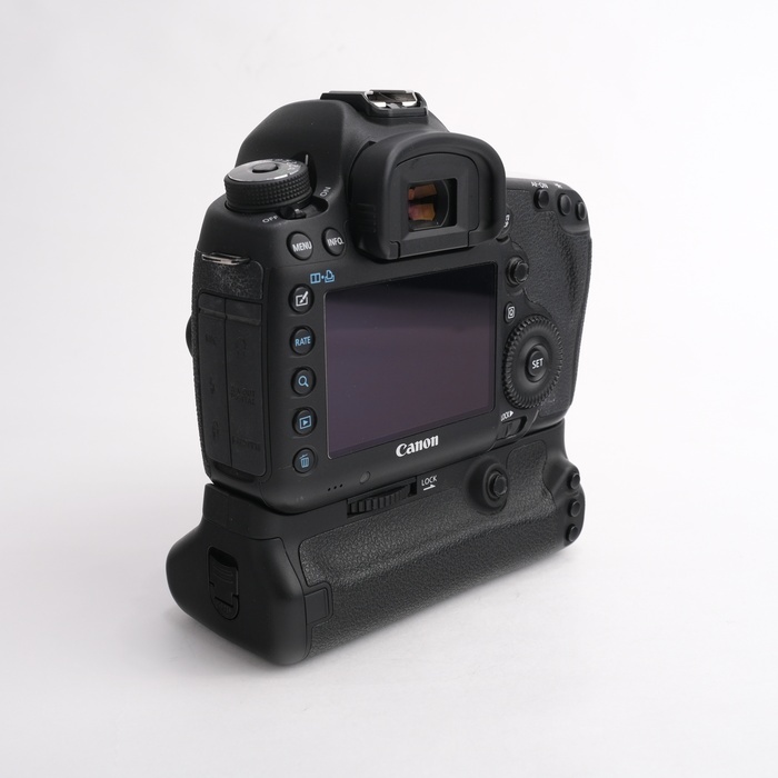 キヤノン EOS 5D MARK3 ボディ+BG-E11