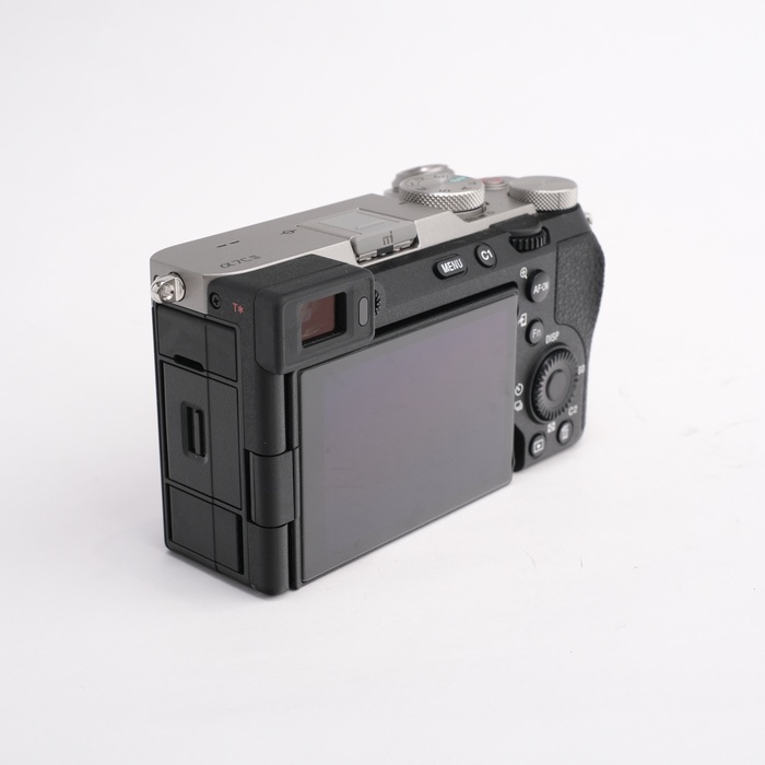 ソニー α7CII （ILCE-7CM2JE3 ）ツーリストモデル シルバー