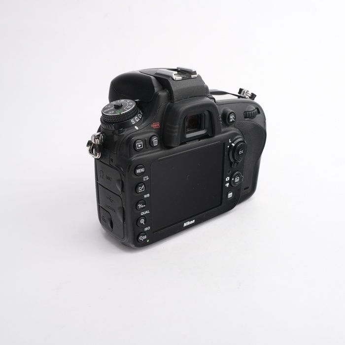 ニコン D610 ボディ