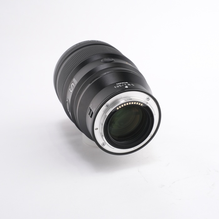 ニコン Z 135/1.8 S PLENA