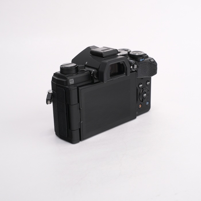 オリンパス OM-D E-M5 MARK III (3) ボディ ブラック