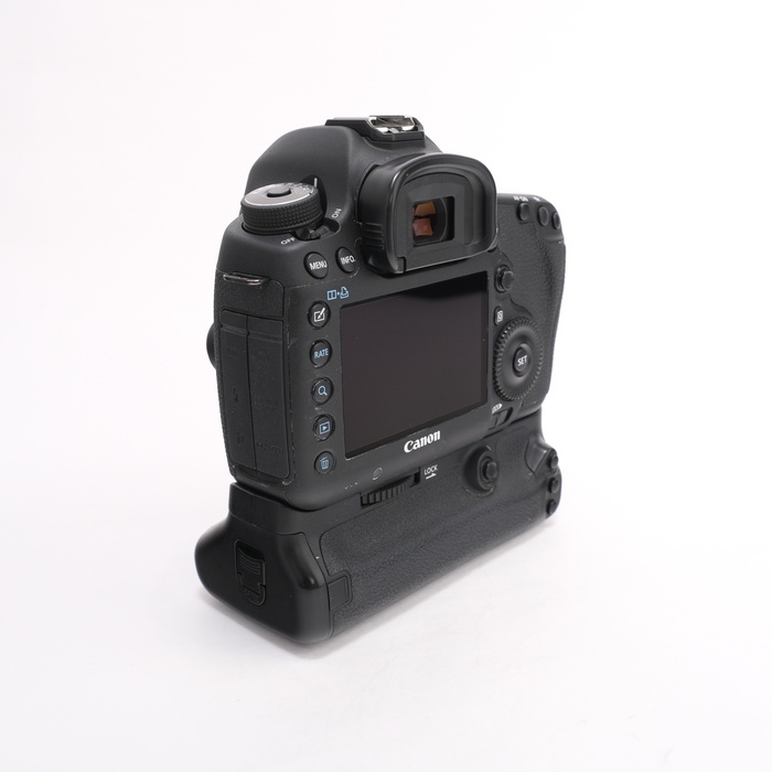 キヤノン EOS 5D MARK3 + BG-E11