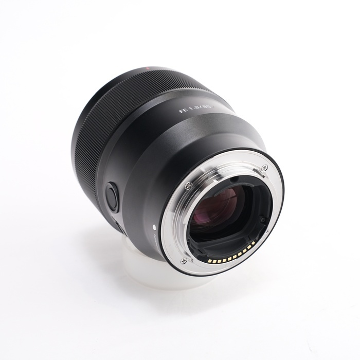 ソニー FE85/1.8