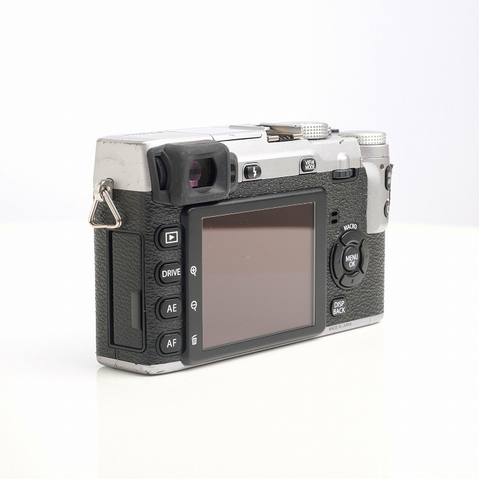 フジフイルム X-E1 ボディ シルバー 
